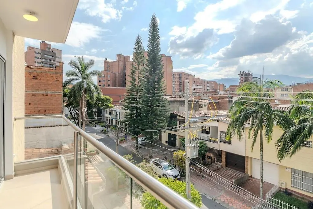 Apartamento Centrico En Laureles Con Piscina 301 Medellin Apartment