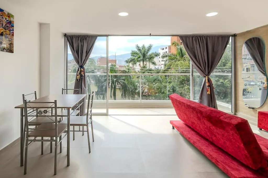 Apartamento Centrico En Laureles Con Piscina 301 Medellin